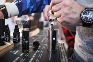 Specialist fill mech mod vaping devices with e-liquid on sale at Vape Expo event.Buy new electronic cigarette vaporizer for smoking ejuice liquid.Ecig gadget for smokers